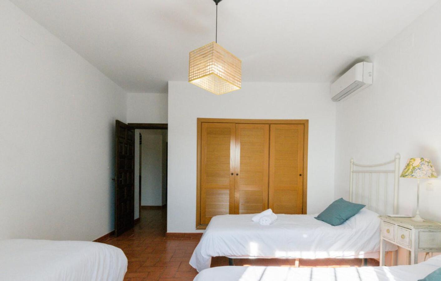 Cortijo Mazuecos By Sharingco Villa Lora del Rio Exterior photo