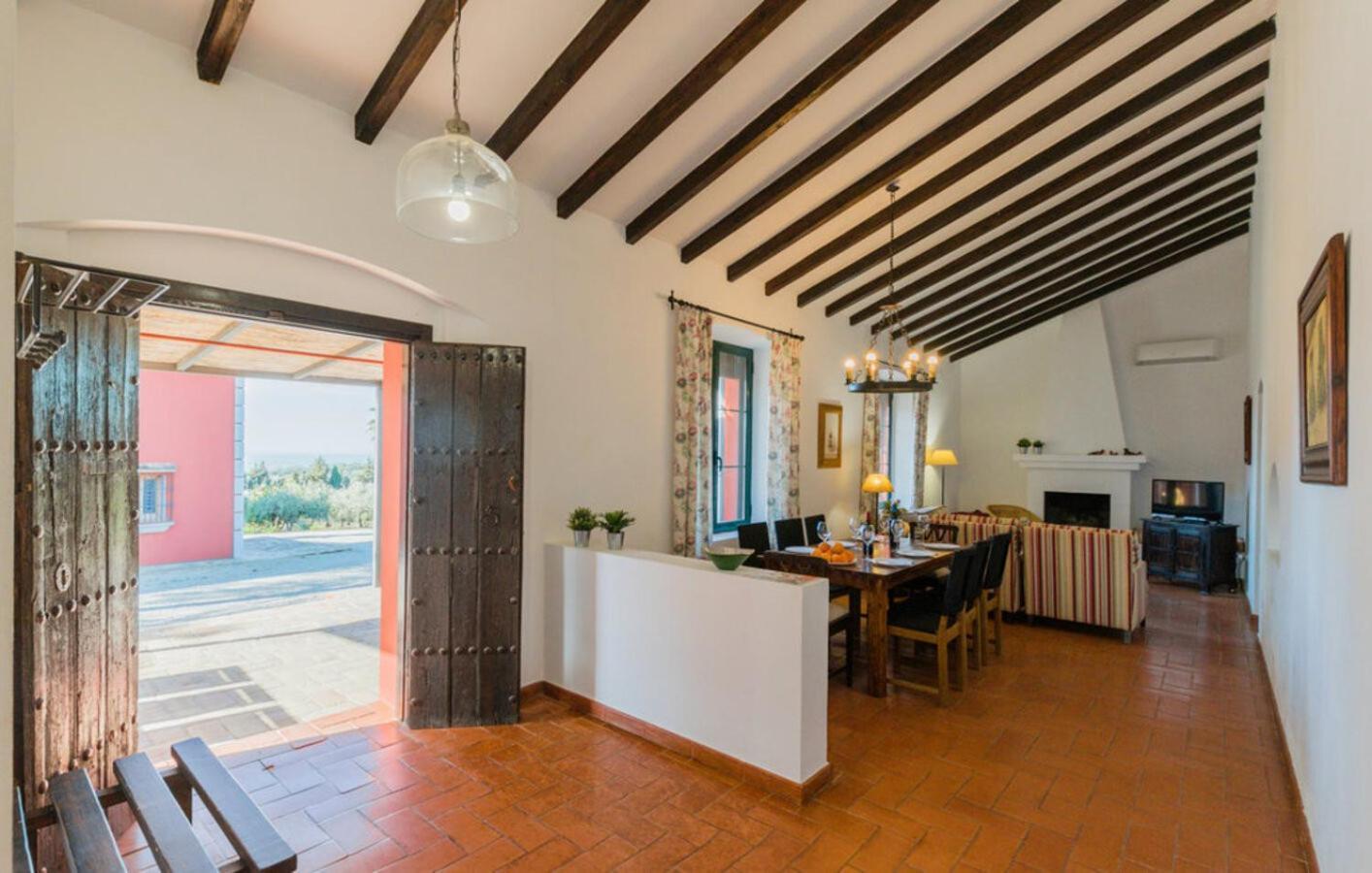 Cortijo Mazuecos By Sharingco Villa Lora del Rio Exterior photo